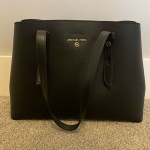 Black Michael Kors purse.